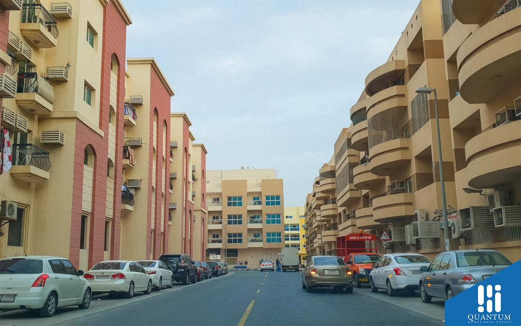 مواقف سيارات عامة