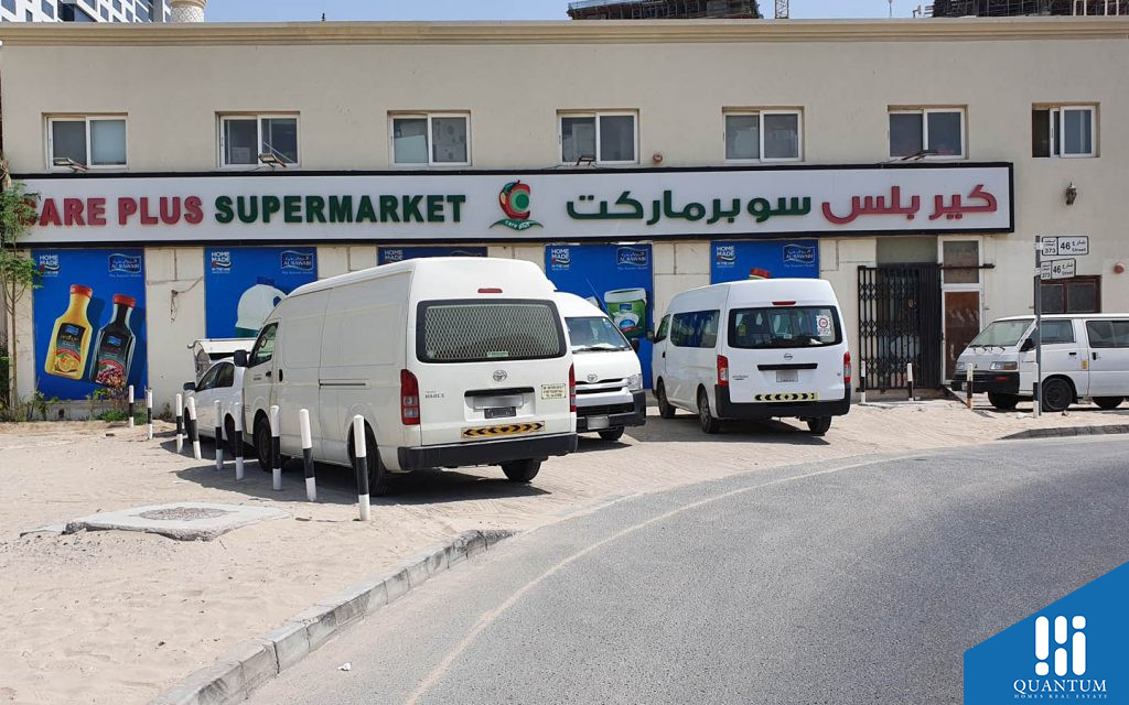 Supermarket near API Villas
