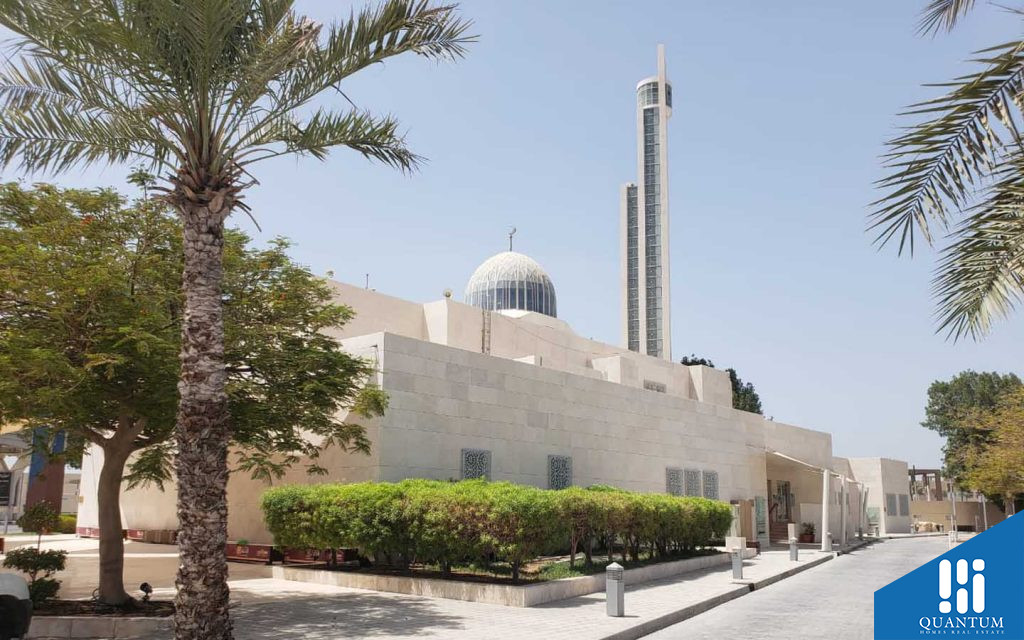 mosque in four pearls dubai