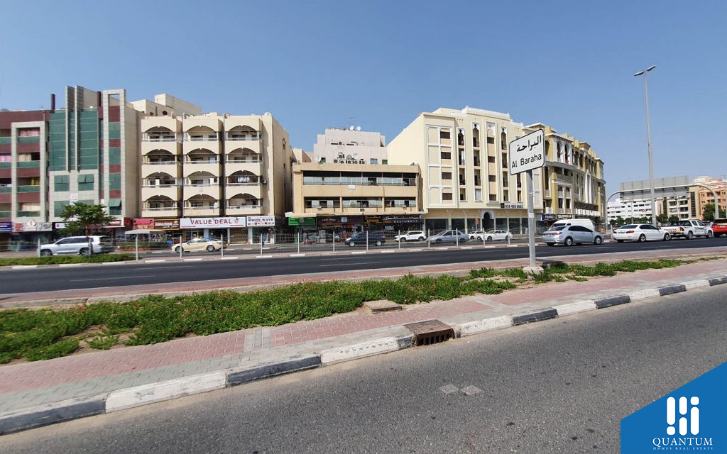 Apartment buildings in Al Baraha