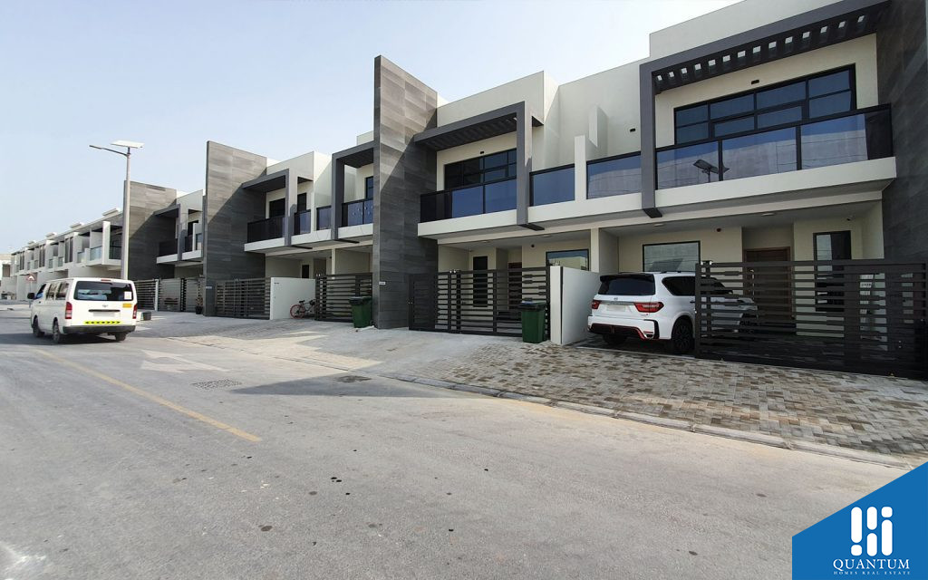 Overview of Al Burooj Residence V