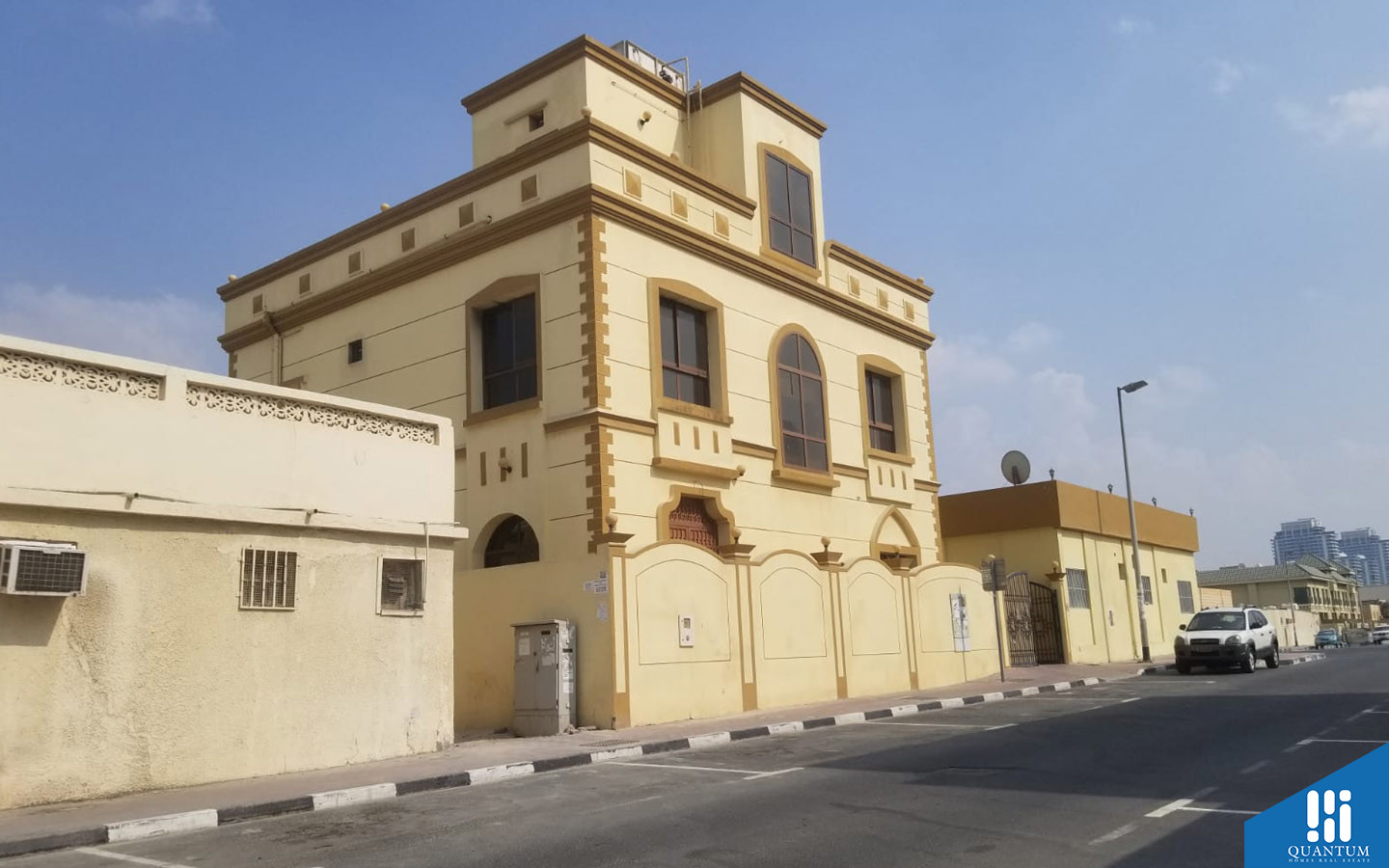 building on Al Diyafah Road