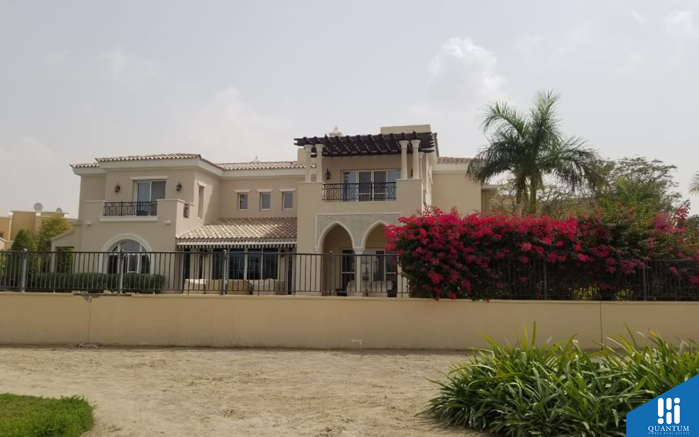 فيلا في المرابع العربية