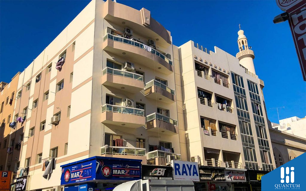Naif has a mix of commercial and apartment buildings