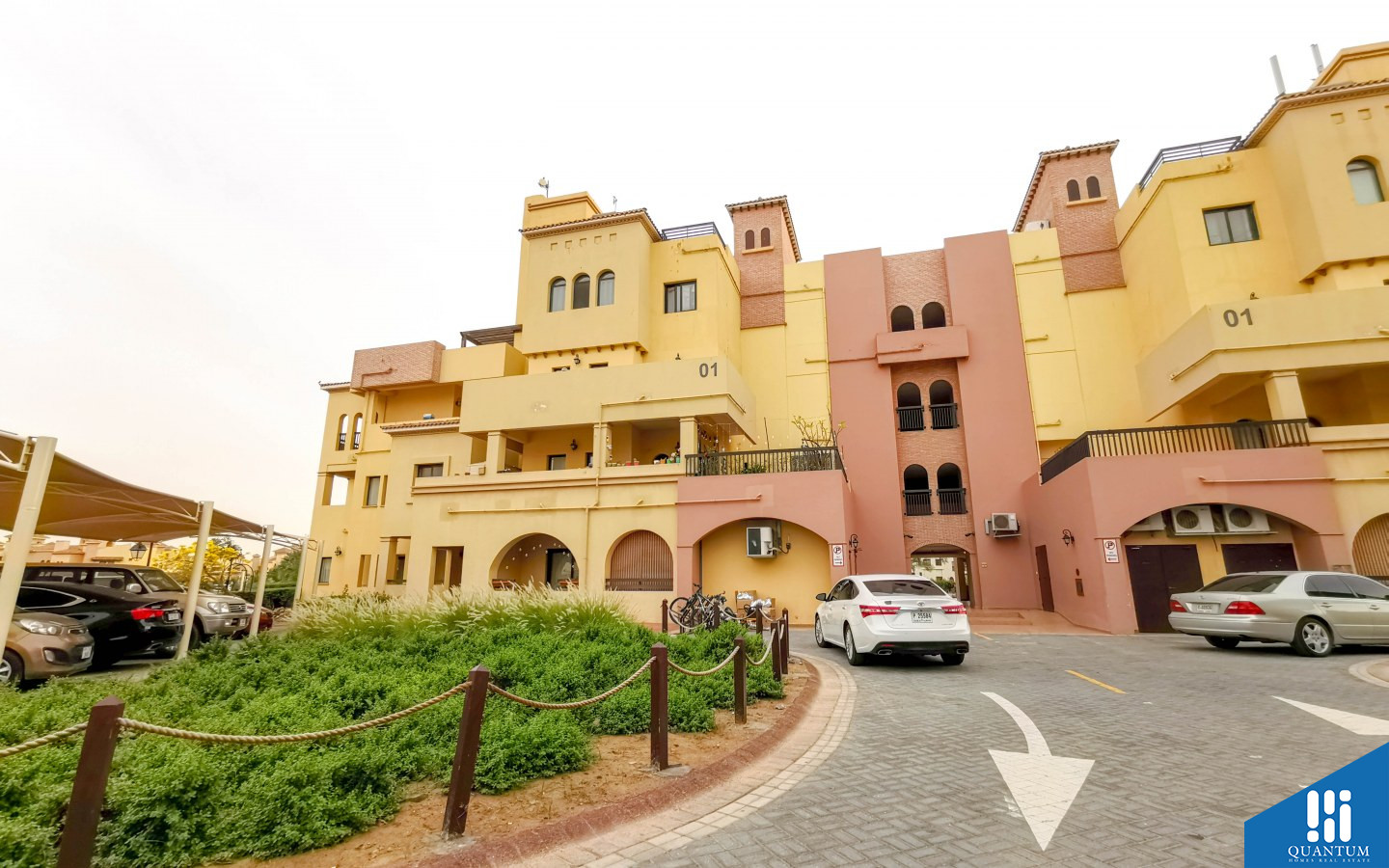 مبنى سكني