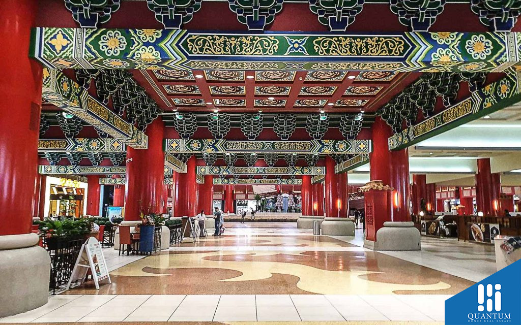 Ibn Battuta mall near urbana