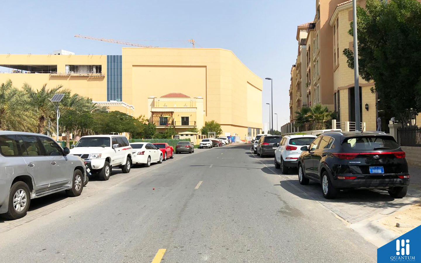 مواقف السيارات