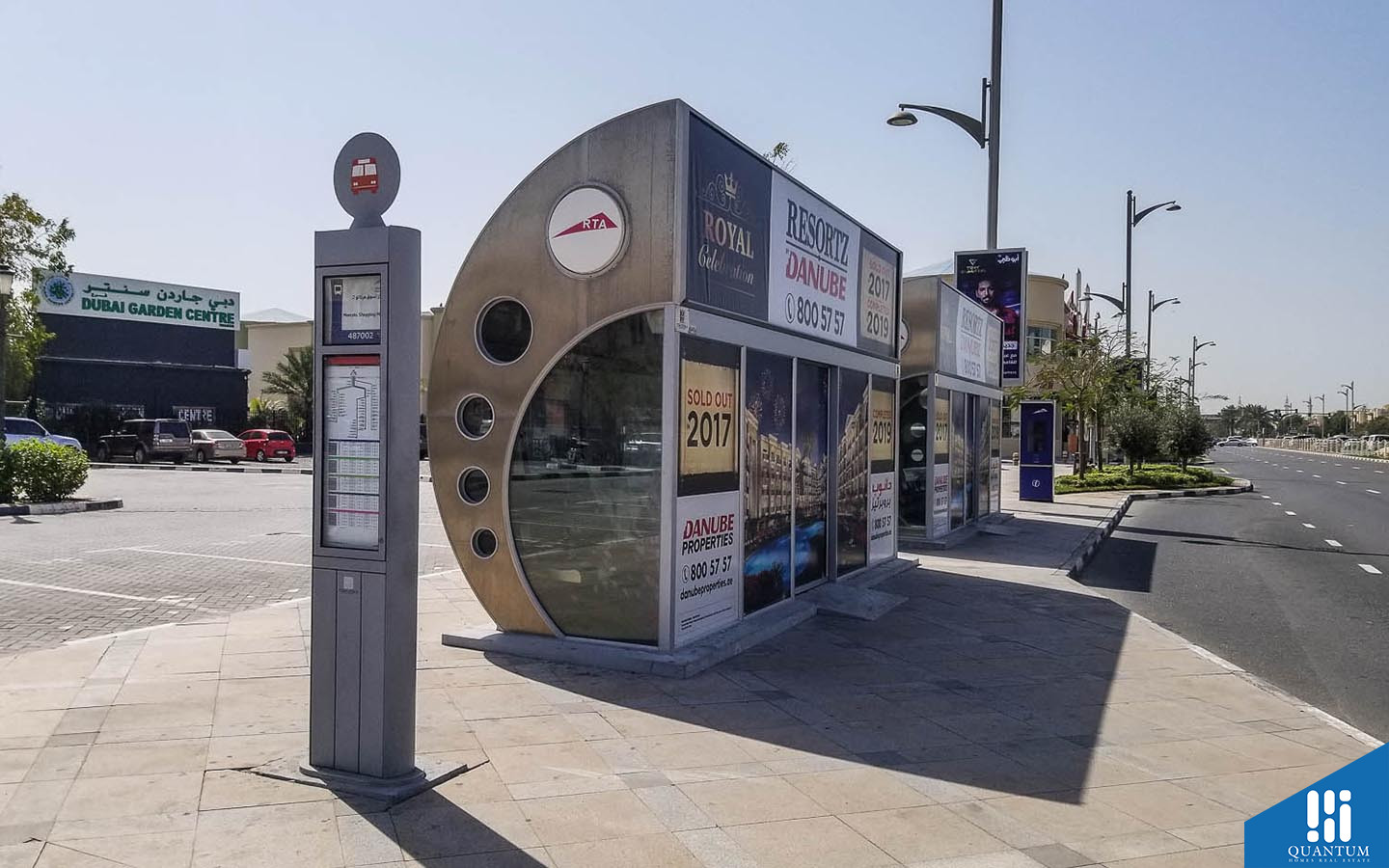 Jumeirah 1 bus stop