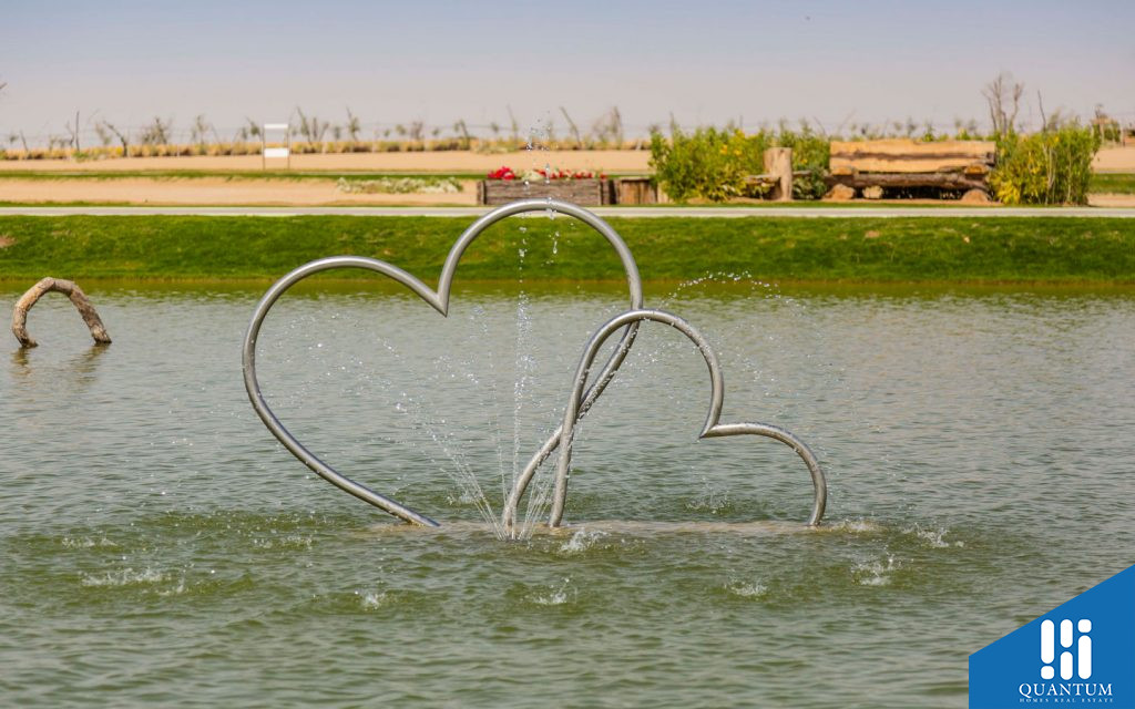 بحيرة الحب في دبي