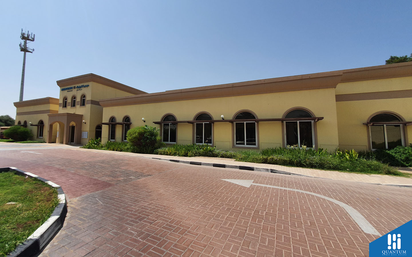 Mediclinic Meadows entrance