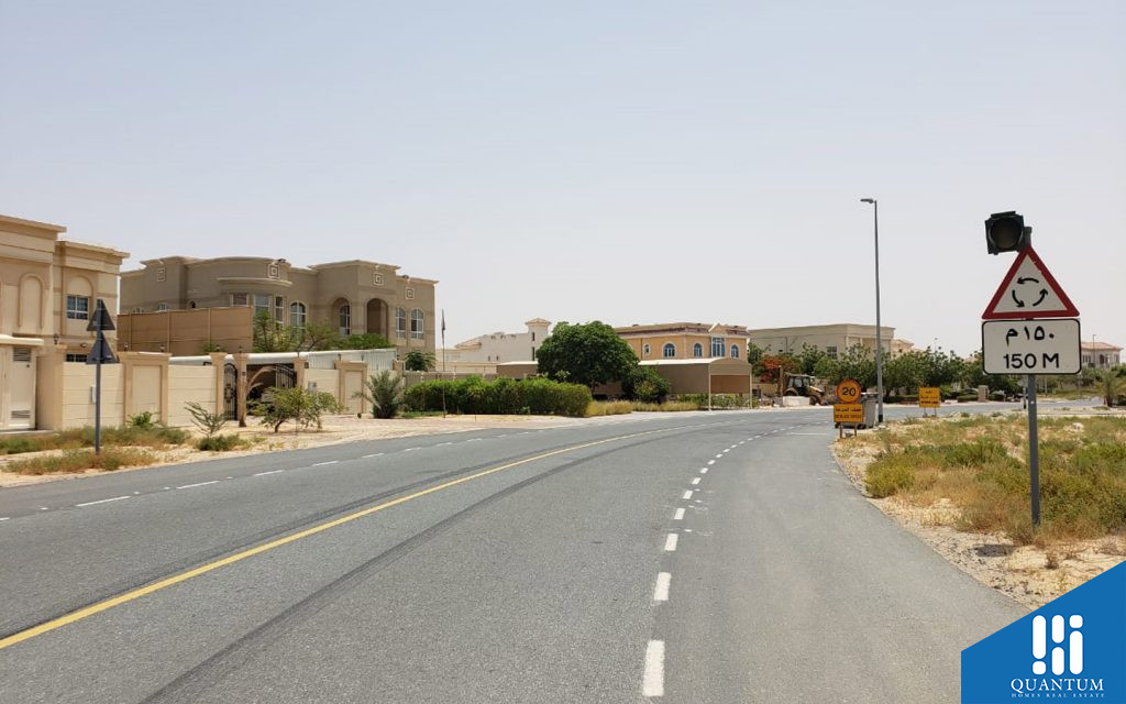 Road in Oud Al Muteena 2