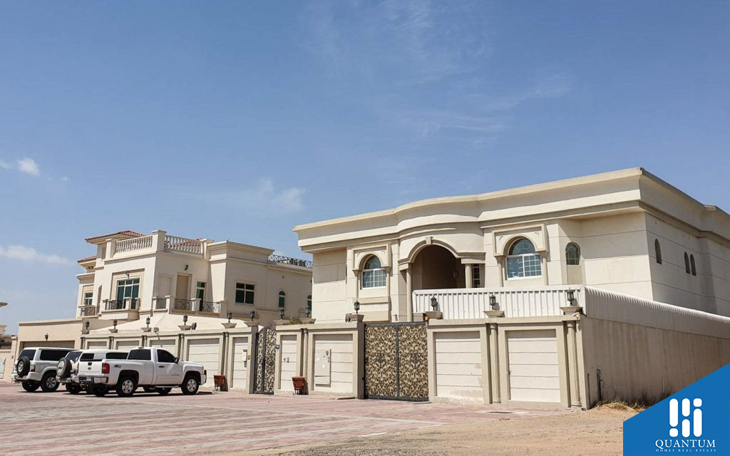 واحدة من فلل المنطقة