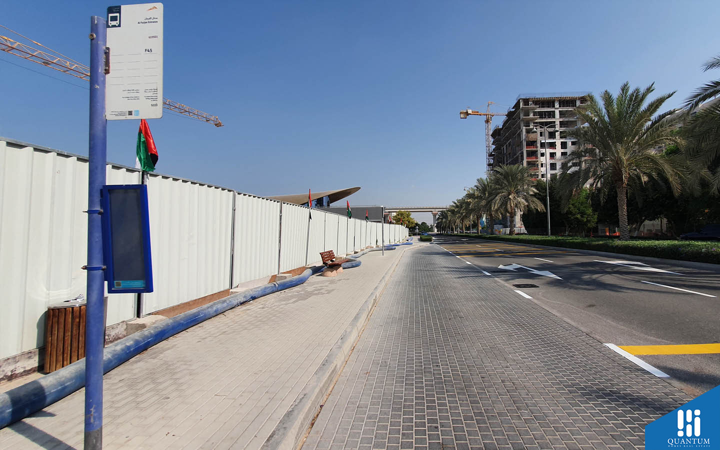 bus stop in Al Furjan