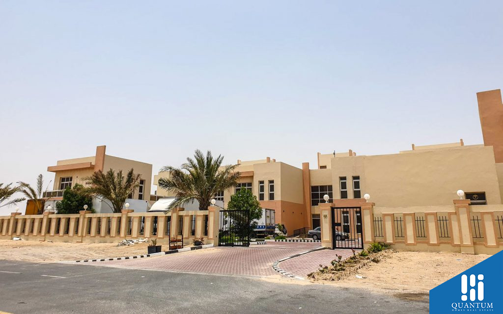 مجمع الفلل الأسبانية