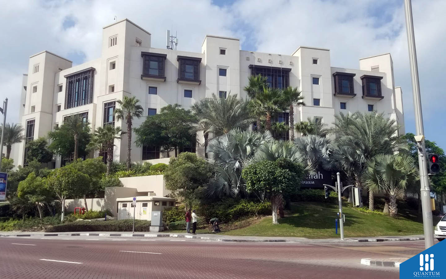 Jumeirah Al Naseem Hotel street view