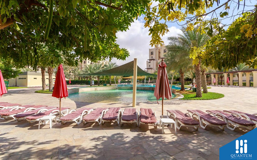 swimming pool in remraam